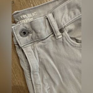 BANANA REPUBLIC • Men's Gray Denim Pants • Vintage Straight Style • Size 34/30